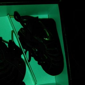 Infant Nike Posite size 1c